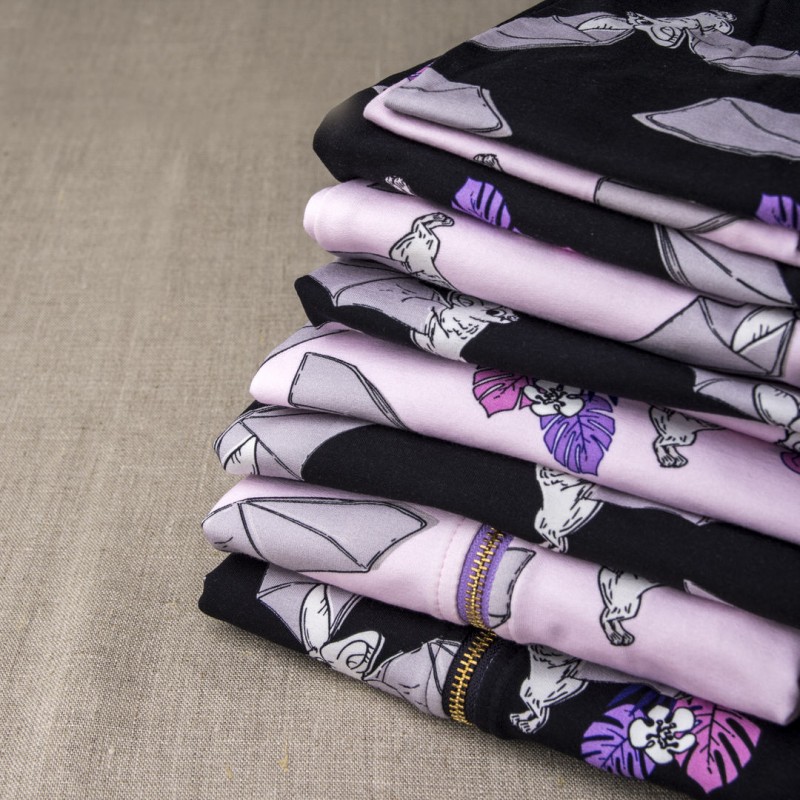 T-Shirt leuchtet im Dunkeln - Schwarze Fledermaus