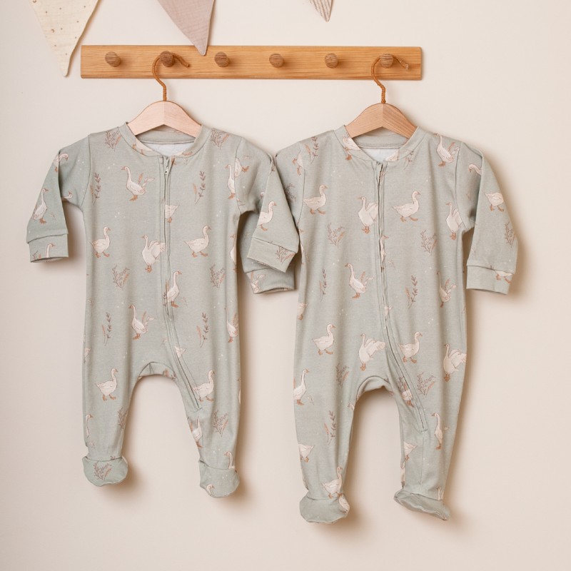 Romper / Pyjamas - Happy Geese Olive